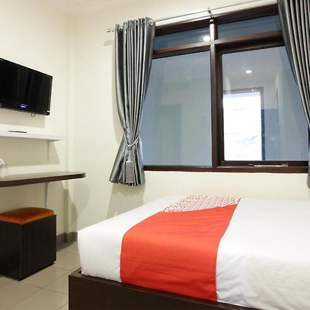 Oyo 202 Kuwera Inn Bandung Luaran gambar